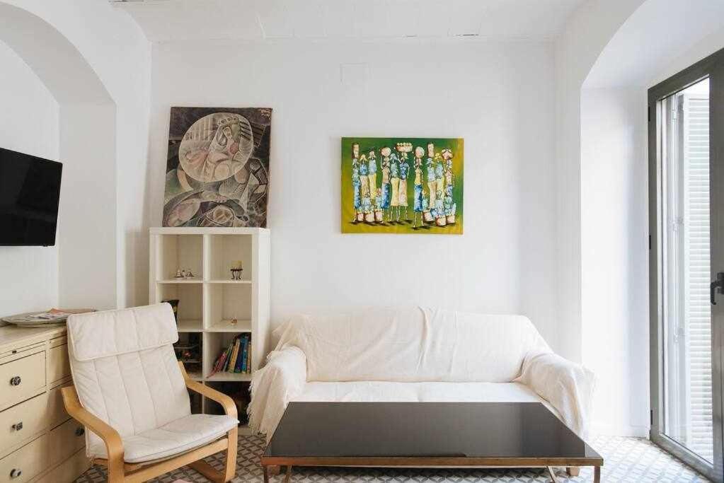 apartamento con parking Jesus del Gran Poder Sevilla Bagian luar foto