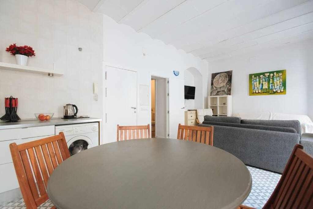 apartamento con parking Jesus del Gran Poder Sevilla Bagian luar foto